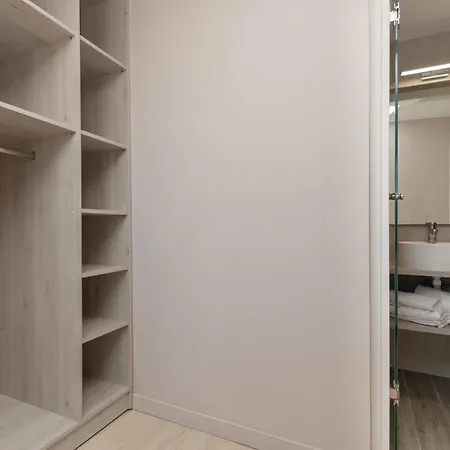 Anadiomeni Pool & Beach Vilă *