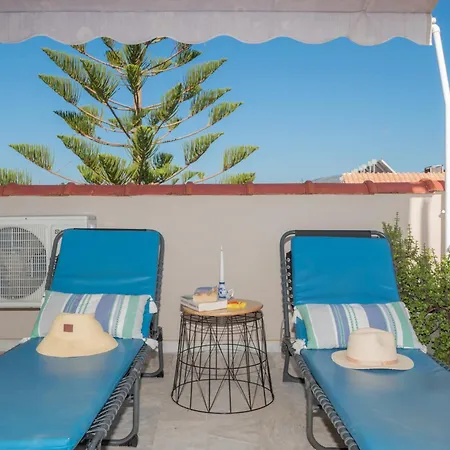 Anadiomeni Pool & Beach *