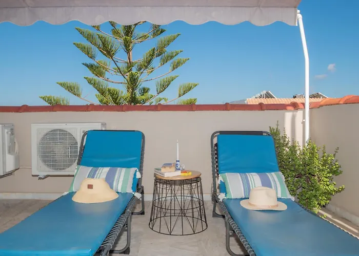 Anadiomeni Pool & Beach *